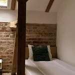 Timhouse Pensjonat 3*