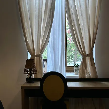 Timhouse Πανσιόν