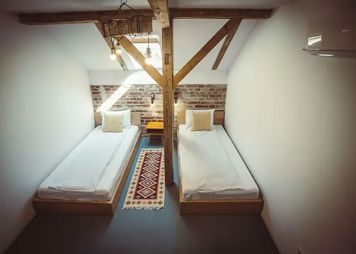 Timhouse 3* Temešvár